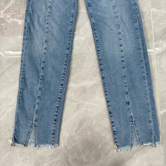 Women’s American Eagle Slim Straight Super Stretch Frayed Hem Jeans Size 00 - Picture 5 of 16